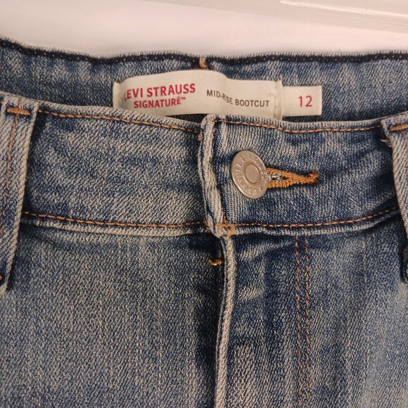 Levi Strauss Signature Bootcut Jeans Size 12 - Picture 4 of 5